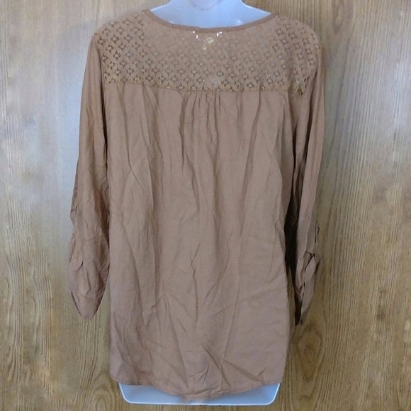 Tantrums Tan Embroidered Tunic Top🪶 - Picture 2 of 7